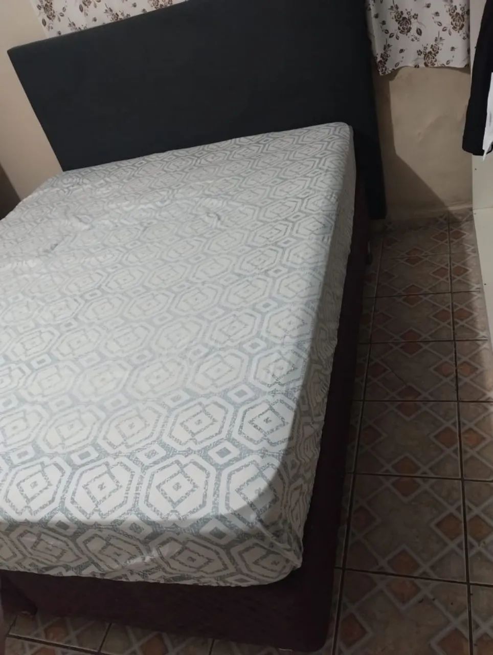 Cabeceira e cama Box Queen size 64311998322306121