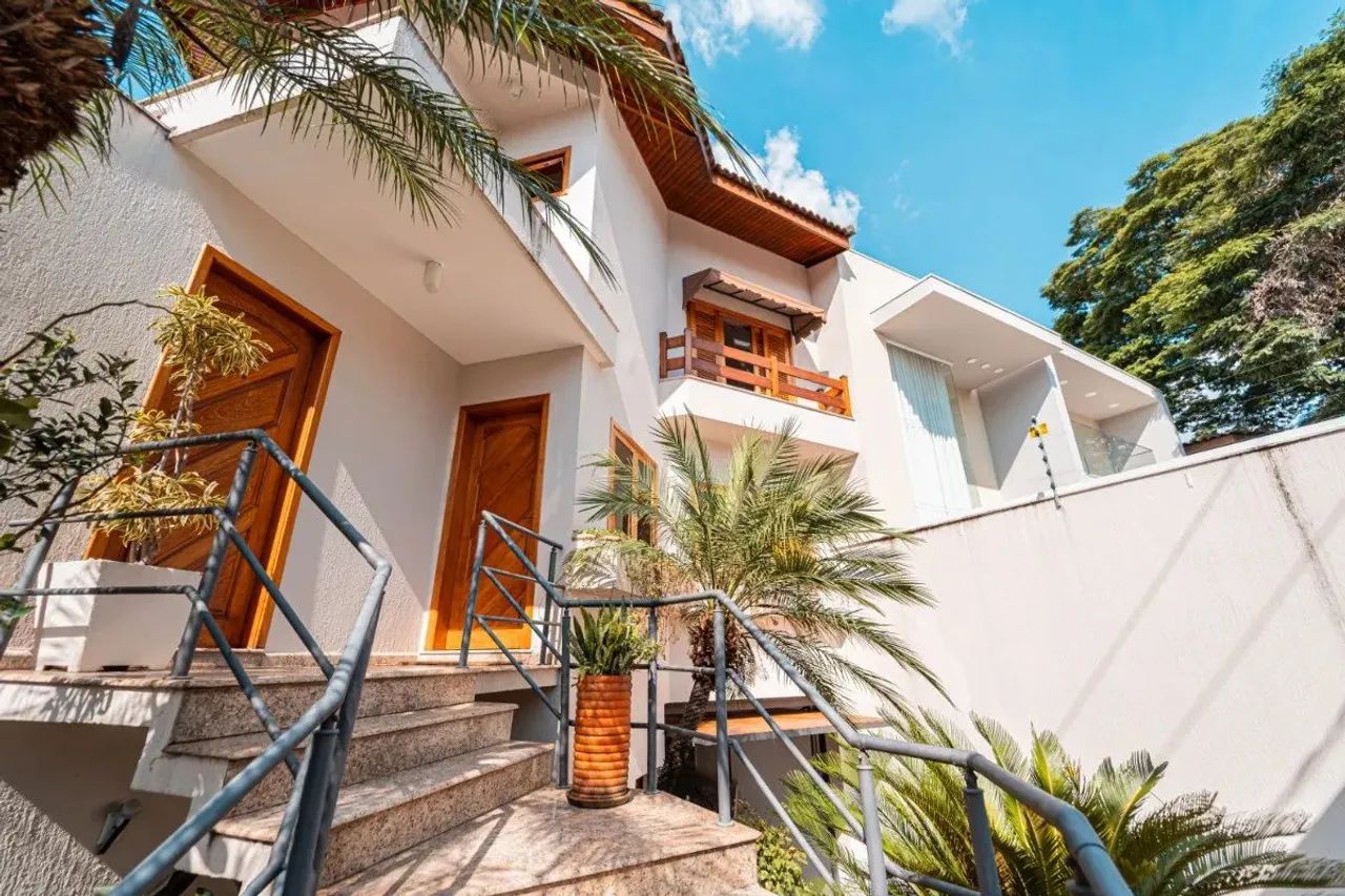Casa tipo para venda e locação com 3 quartos, sendo 3 suítes, 420m² - Foto 2