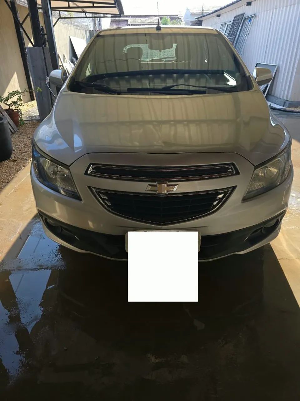 Chevrolet Onix ONIX HATCH LTZ 1.4 8V FlexPower 5p Mec. 2016