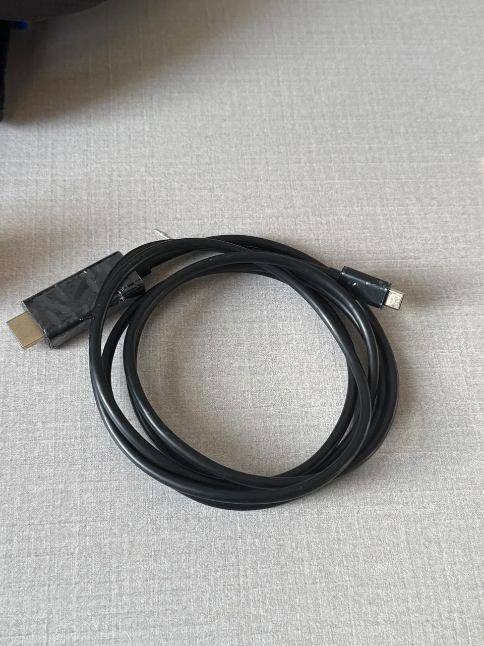 Cabo HDMI para USB-C com 1,20 cm  - Foto 3
