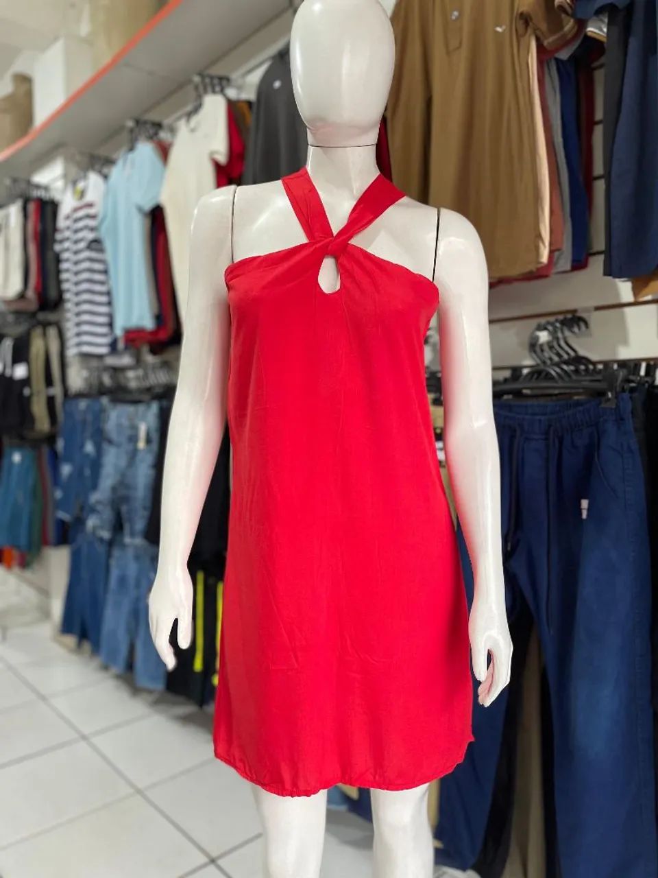 Vestido midi Feminina
