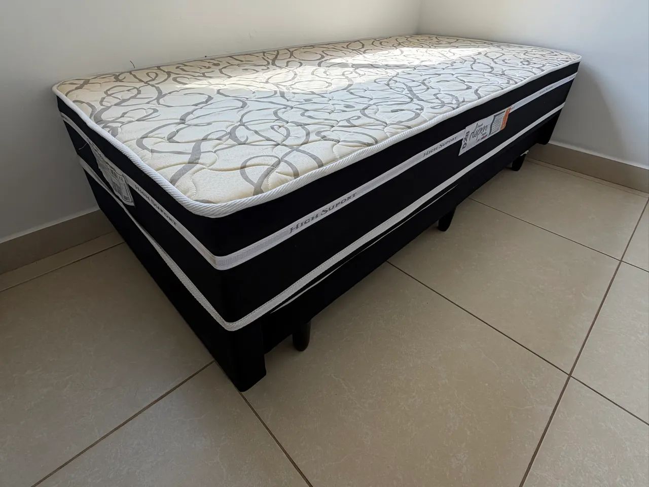 Cama Box Conjugada Solteiro Aspen D28 Ortopédica - Hellen Colchões