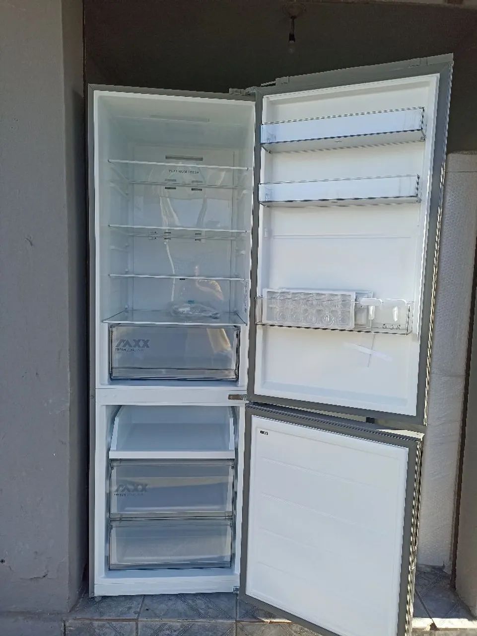 Geladeira Midea 401L totalmente nova - Foto 3