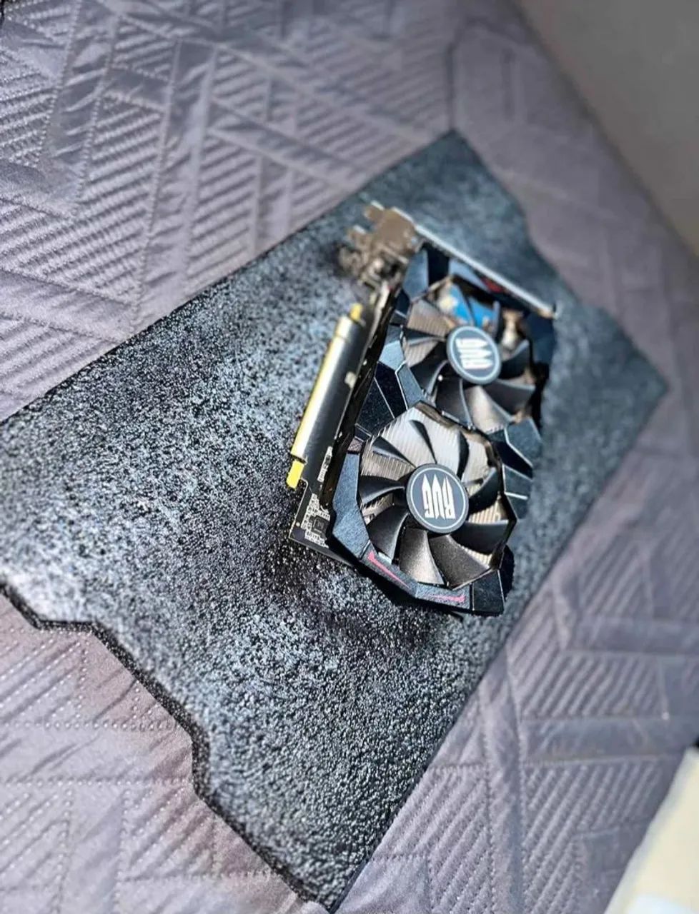 GTX 550 TI  - Foto 3