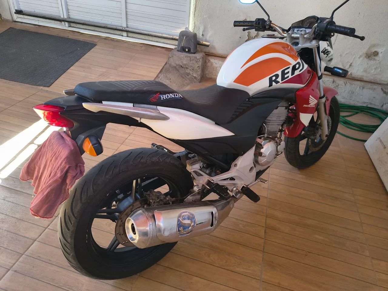 CB 300 repsol - Foto 5