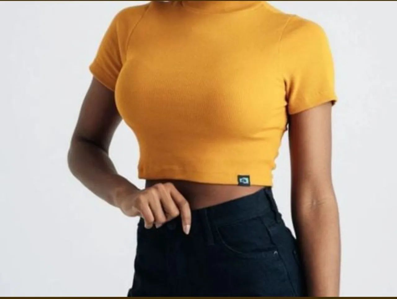 cropped amarelo Galápagos - Foto 3