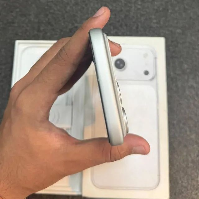 iPhone 17 Pro - 256GB - E-Sim - LACRADO - Foto 2