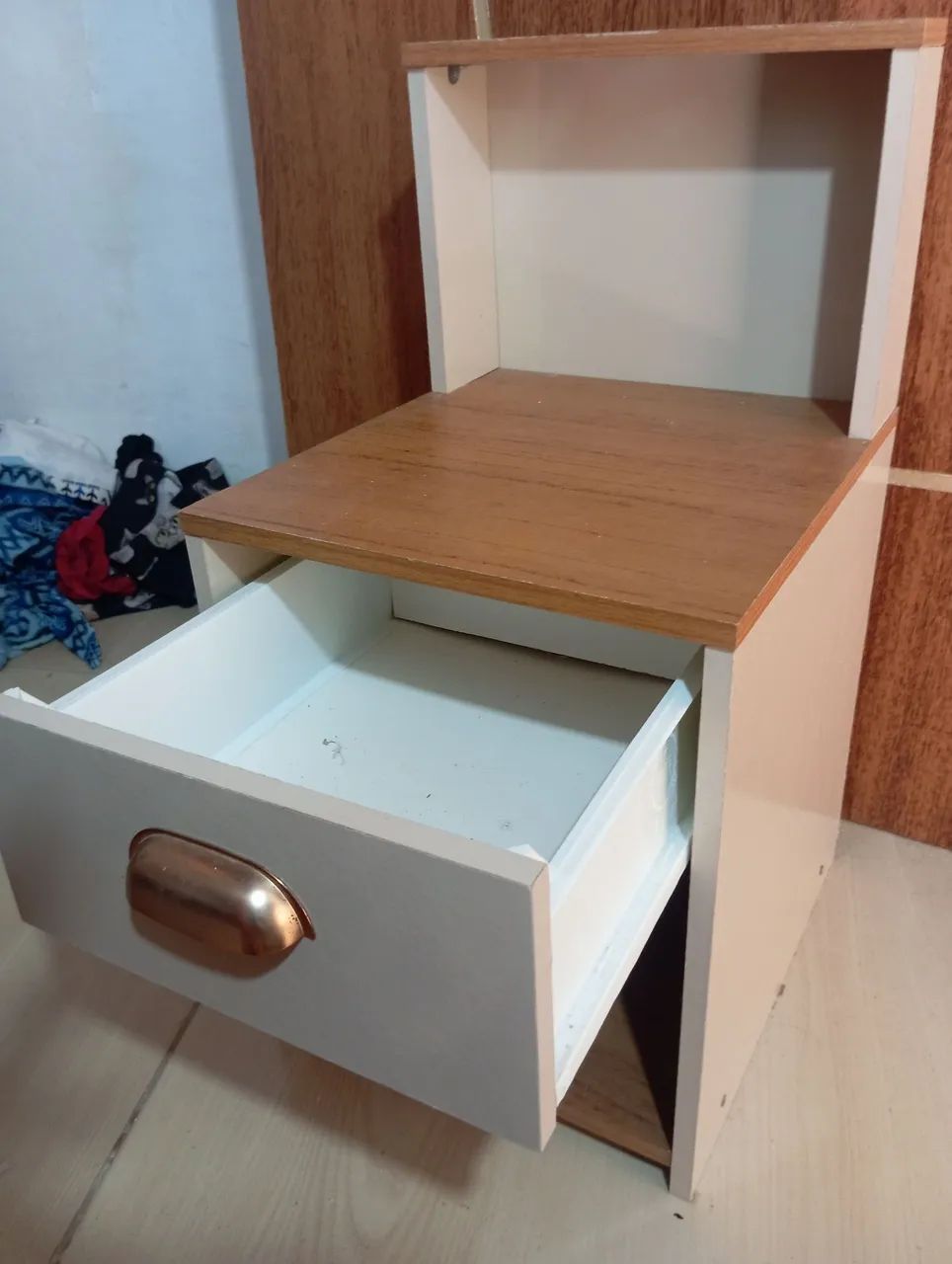 Vendo mesinha de cabeceira  - Foto 4