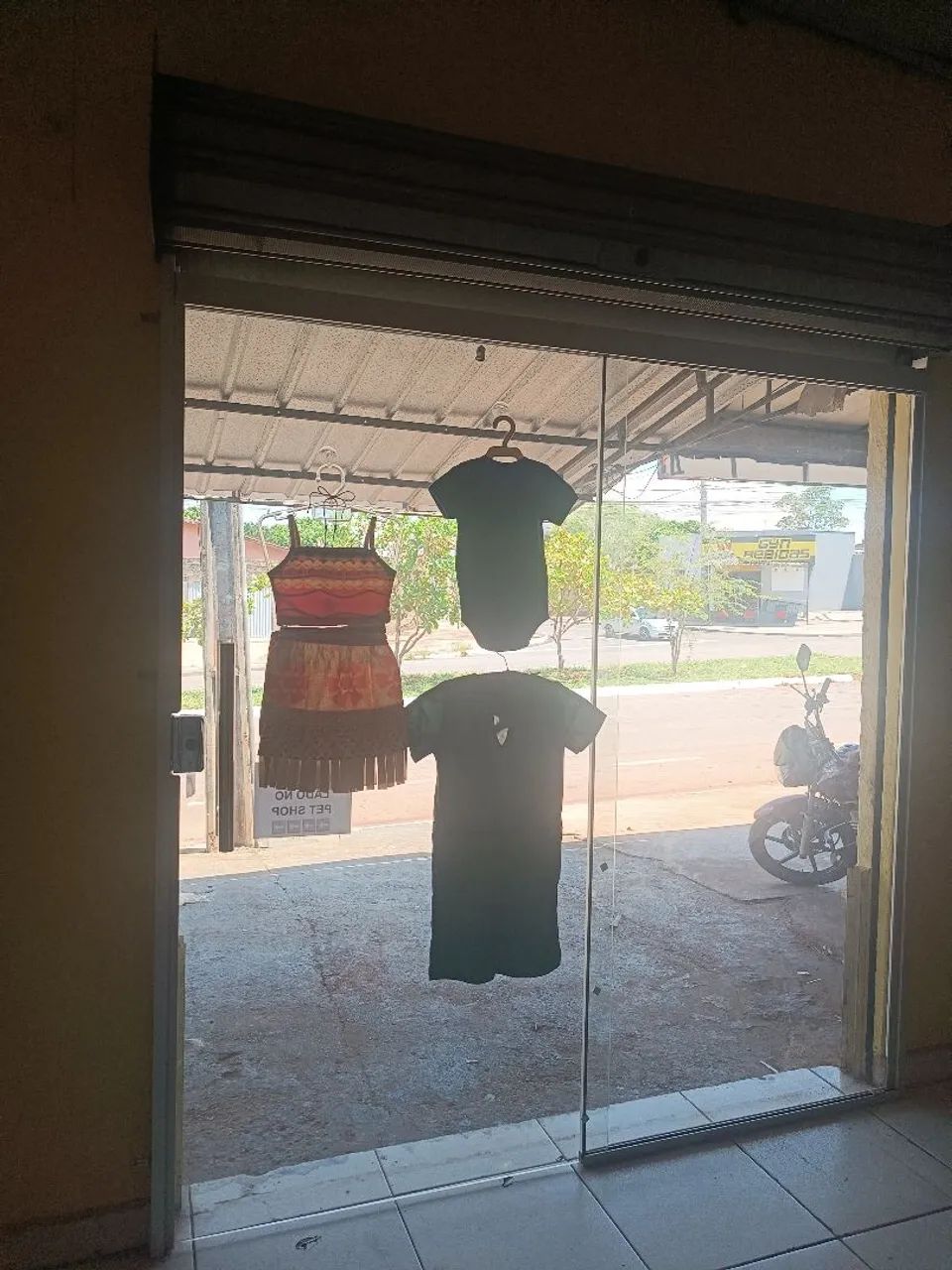 Porta de vidro de correr para sala comercial 