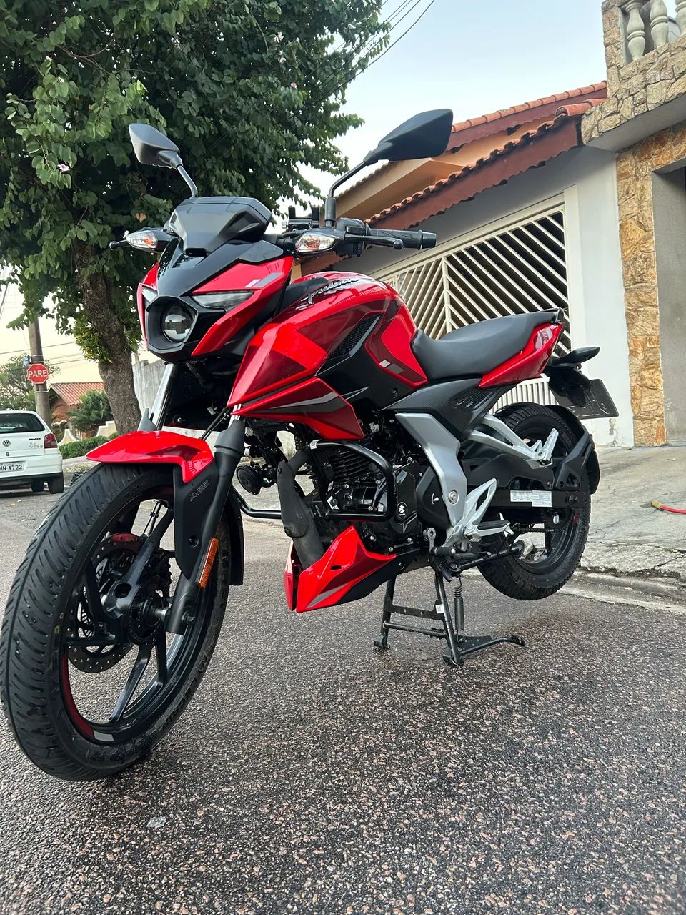 Bajaj pulsar n 150  - Foto 3