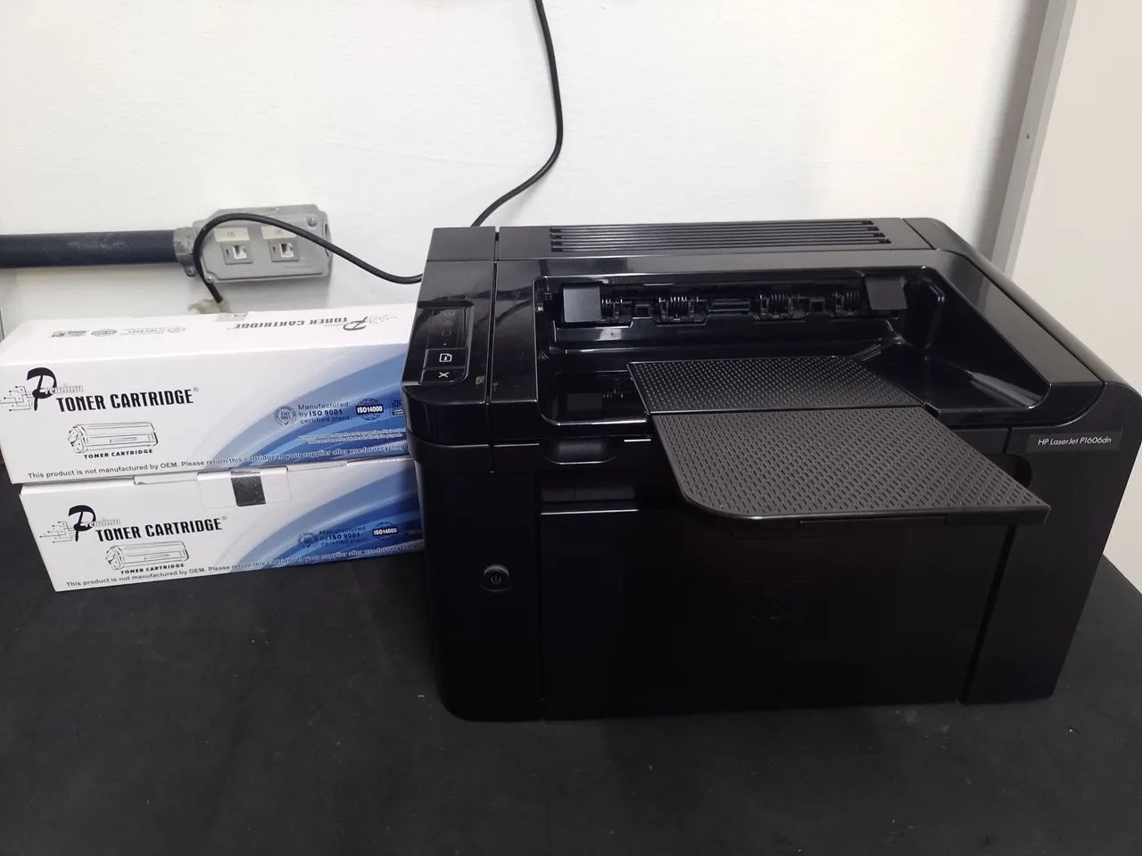 Impressora HP LaserJet P1606dn - Foto 2