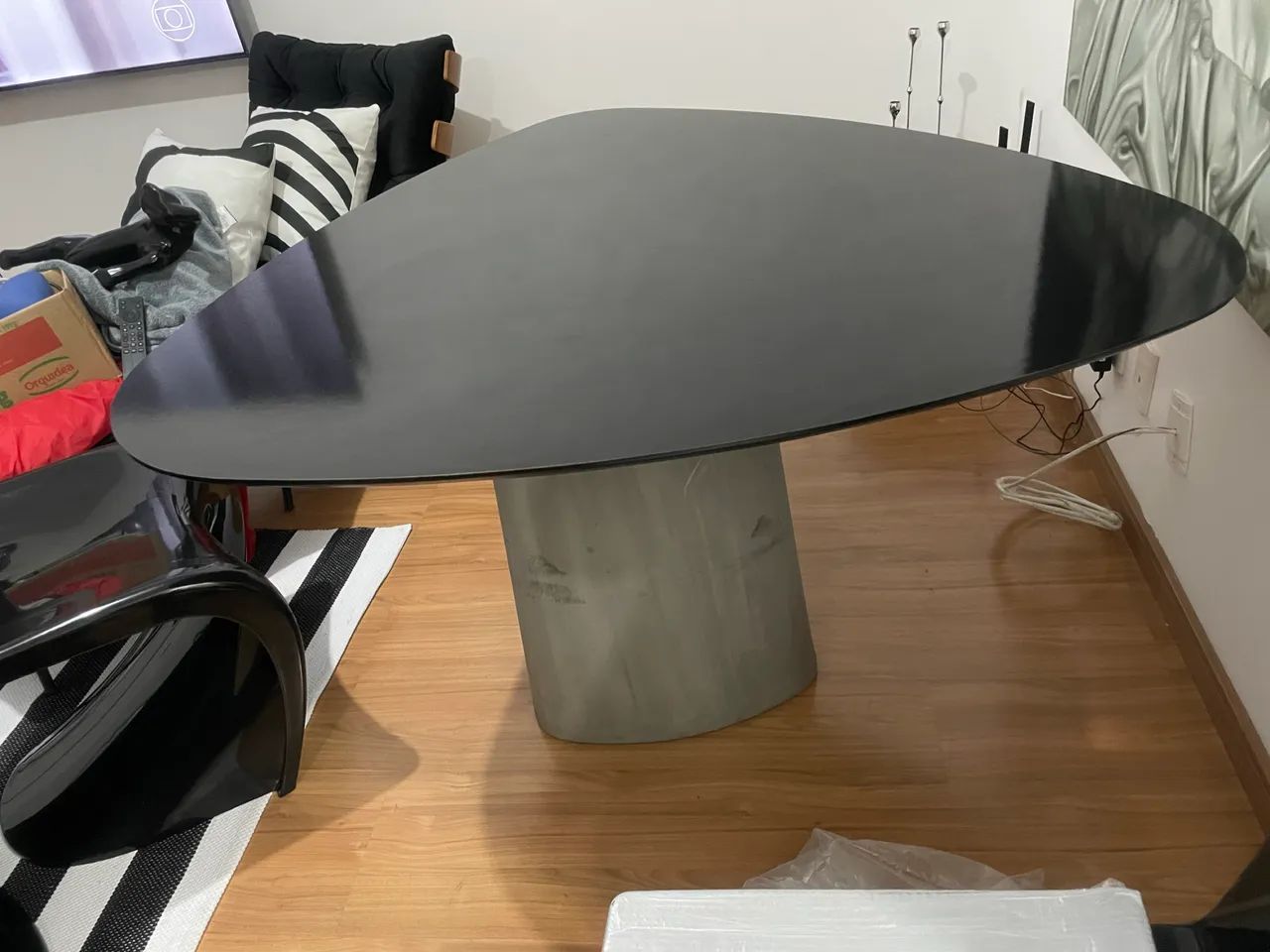 Mesa laca preta com base cimento queimado  - Foto 4