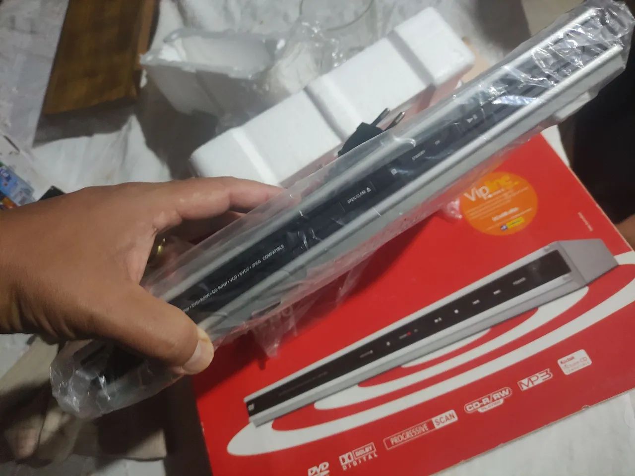 Dvd na caixa nunca usado - Foto 3