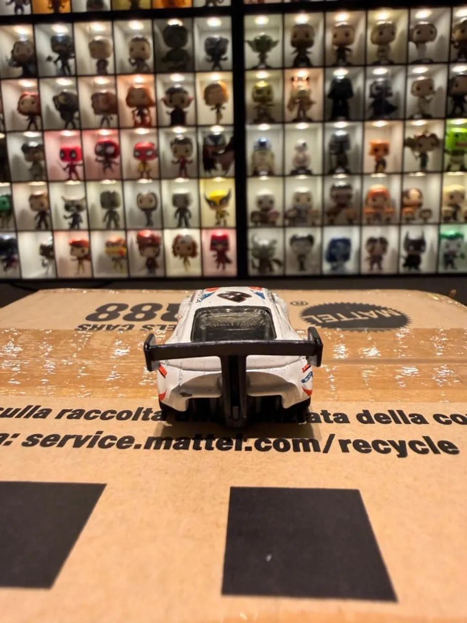 Miniatura Hot Wheels Toyota Pikes Peak Celica - Foto 4