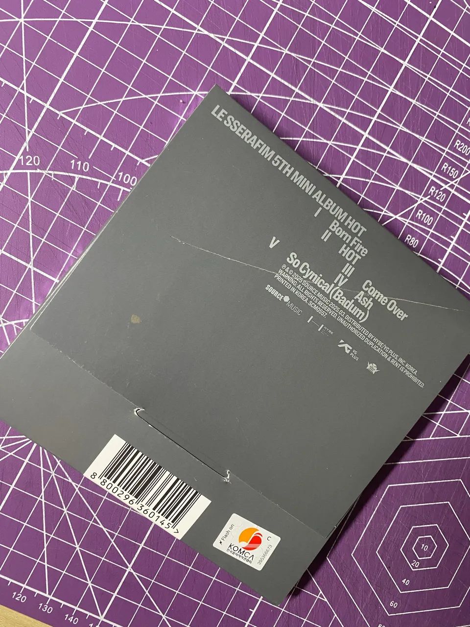 Álbum Le Sserafim Kpop - Foto 4