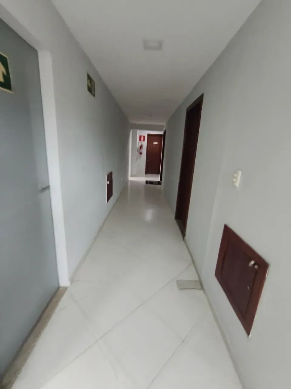Sala comercial  Cavaleiros em Macaé-RJ! Com elevador e 32m² de área privativa, - Foto 2