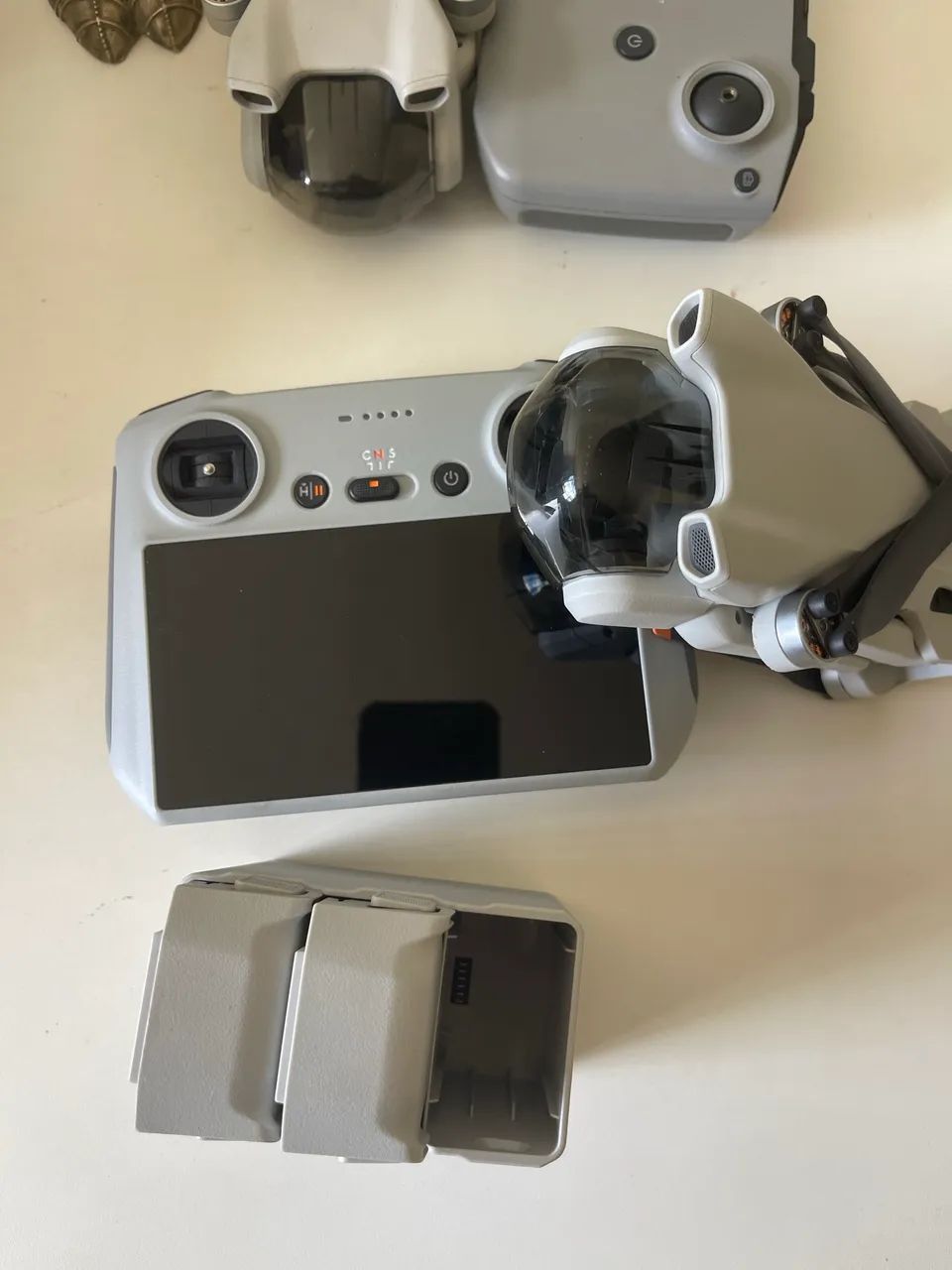 Drone DJI Mini 3 Combo Fly More  - Foto 2