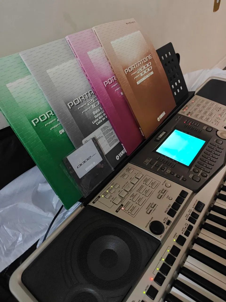 Teclado Yamaha psr 2000 - Foto 4