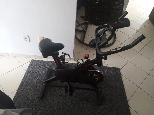 Bicicleta ergométrica nova 