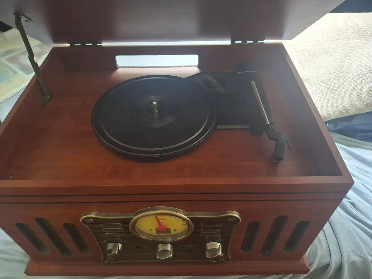 Radio vitrola - Raveo vom 9 funções.  - Foto 2