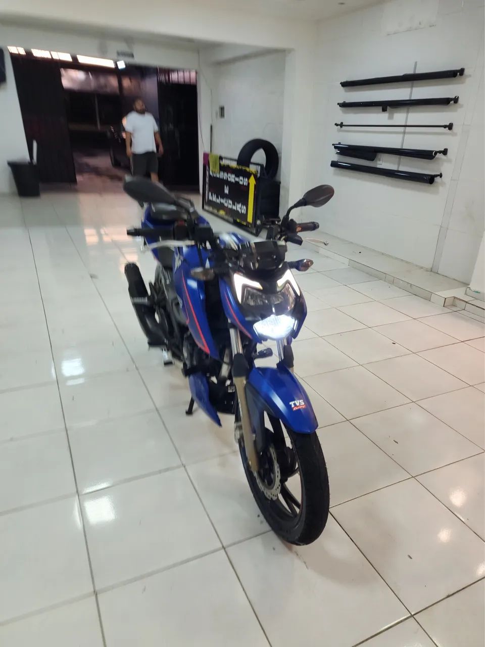 Apache RTR 200cc - Foto 5