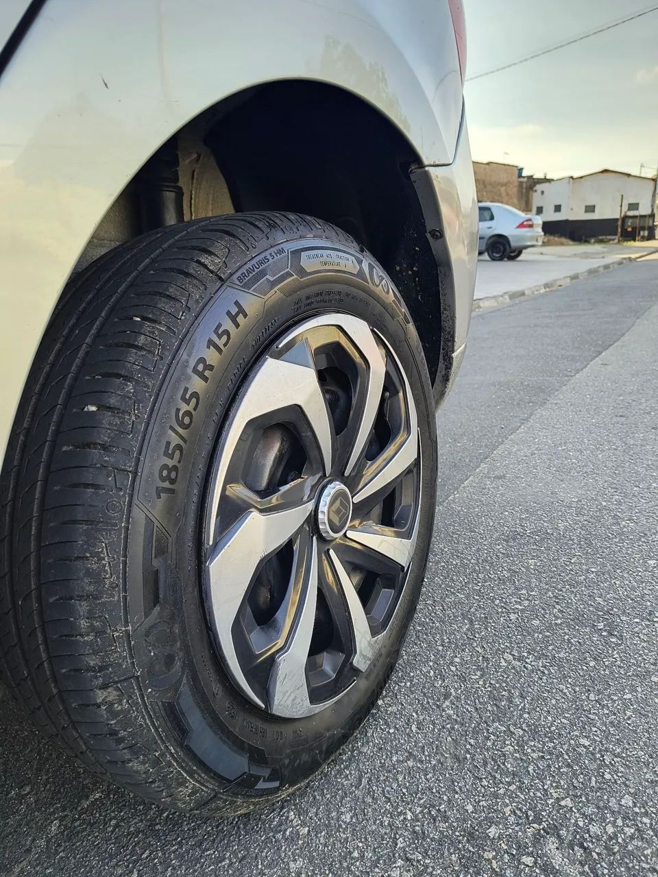 Renault Logan Expression Flex 1.6 16V 4P 2019 - Foto 5