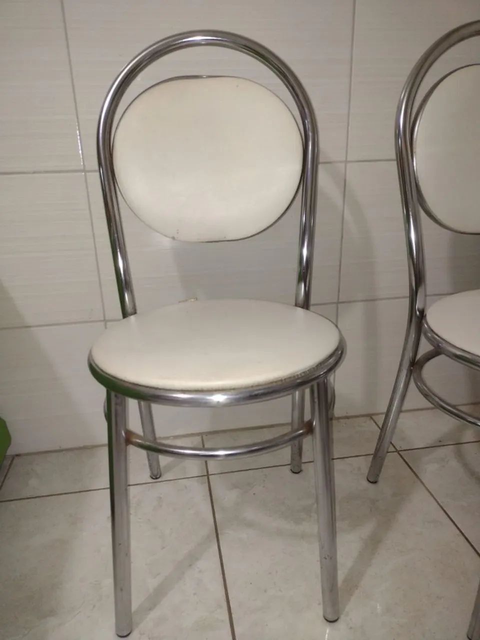 Mesa com 4 cadeiras - Foto 2