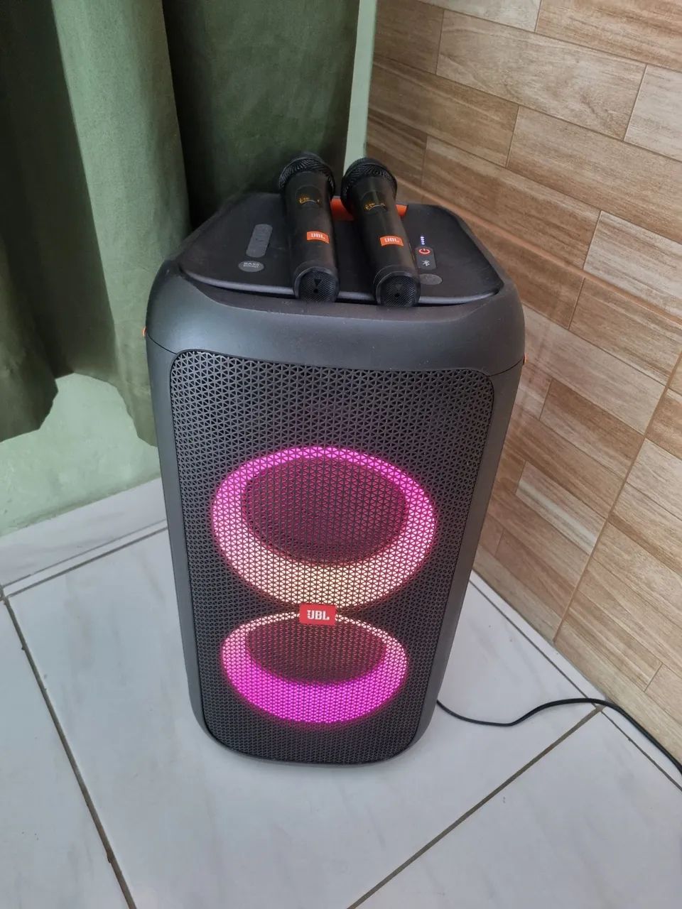Caixa jbl + microfone jbl original  - Foto 3