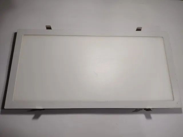 Luminária LED Retangular de embutir