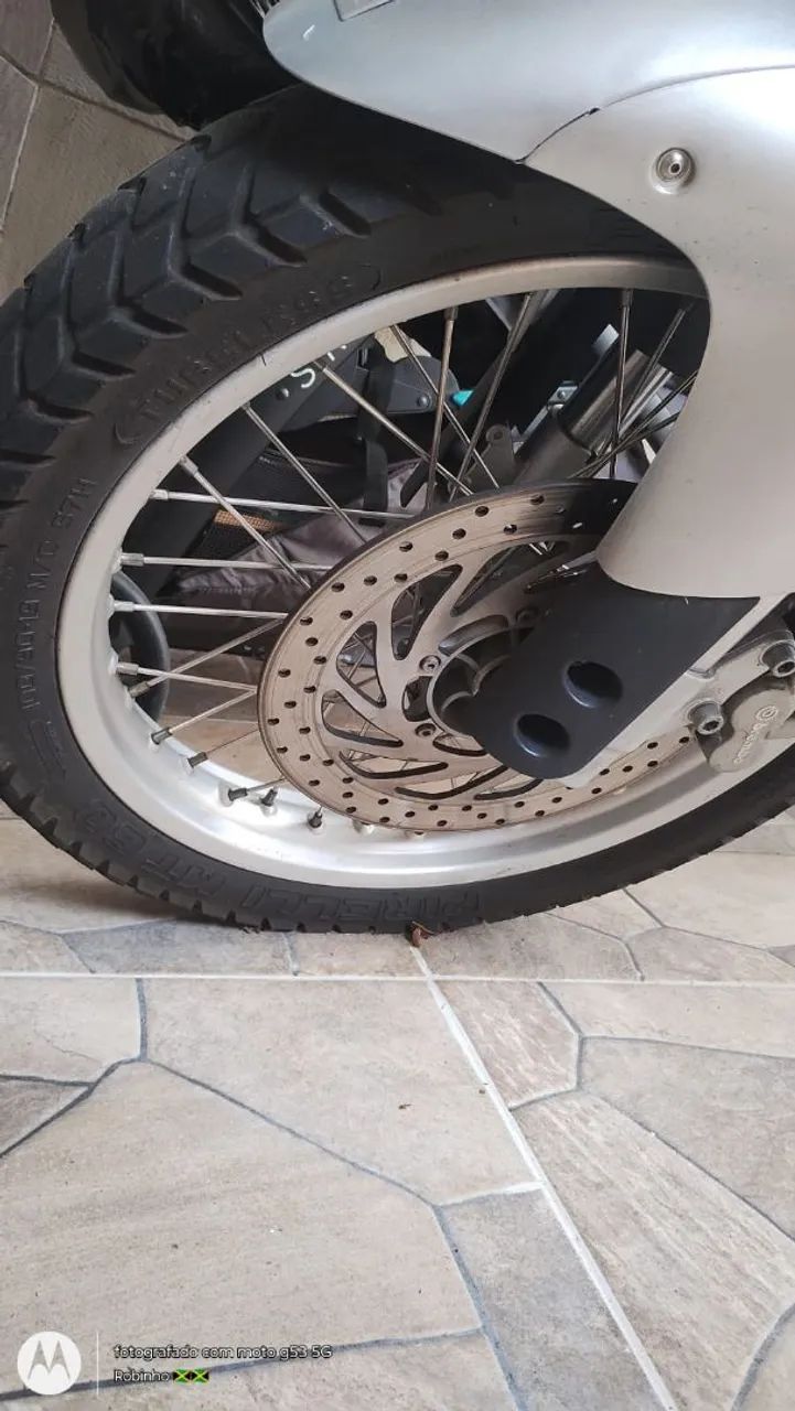 Aprilla 650cc muitíssimo conservada - Foto 4