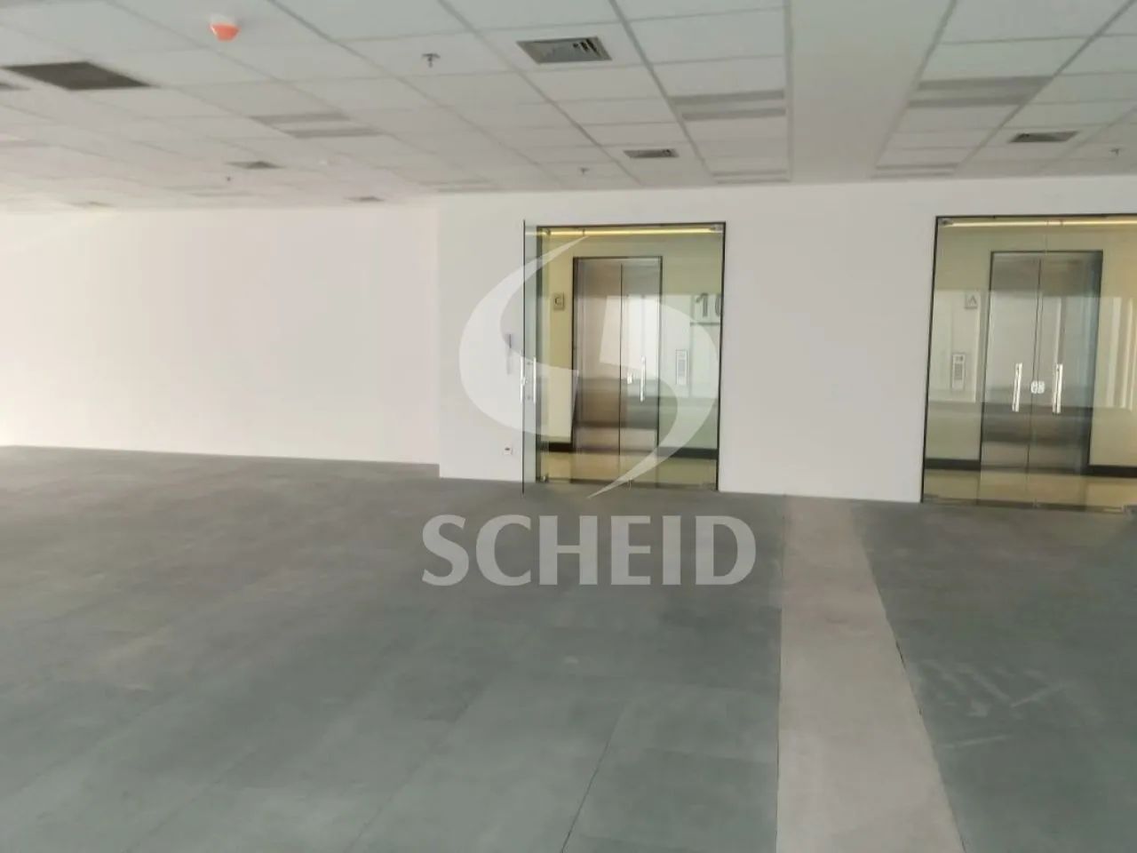 CONJUNTO COMERCIAL, 266 M², 2 SALAS, 2 BANHEIROS, COPA, AR CONDICIONADO,16 VAGAS. - Foto 6
