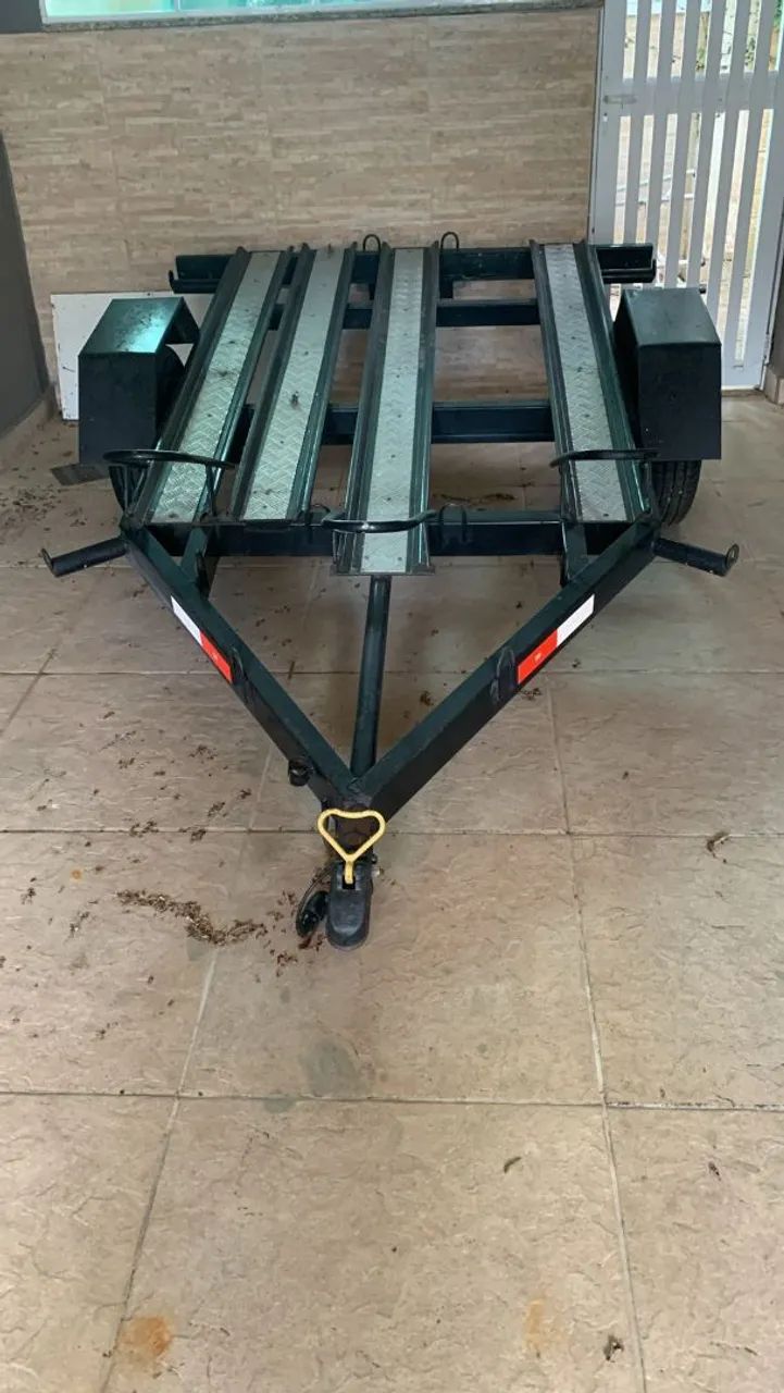 Aluguel de carretinha para moto 