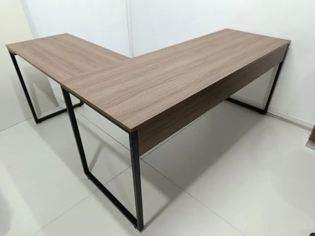 Mesa de escritório em L - Foto 2