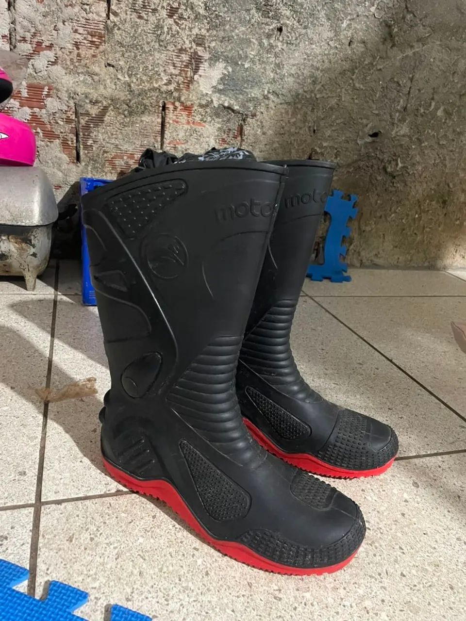 Bota impermeável motoboy