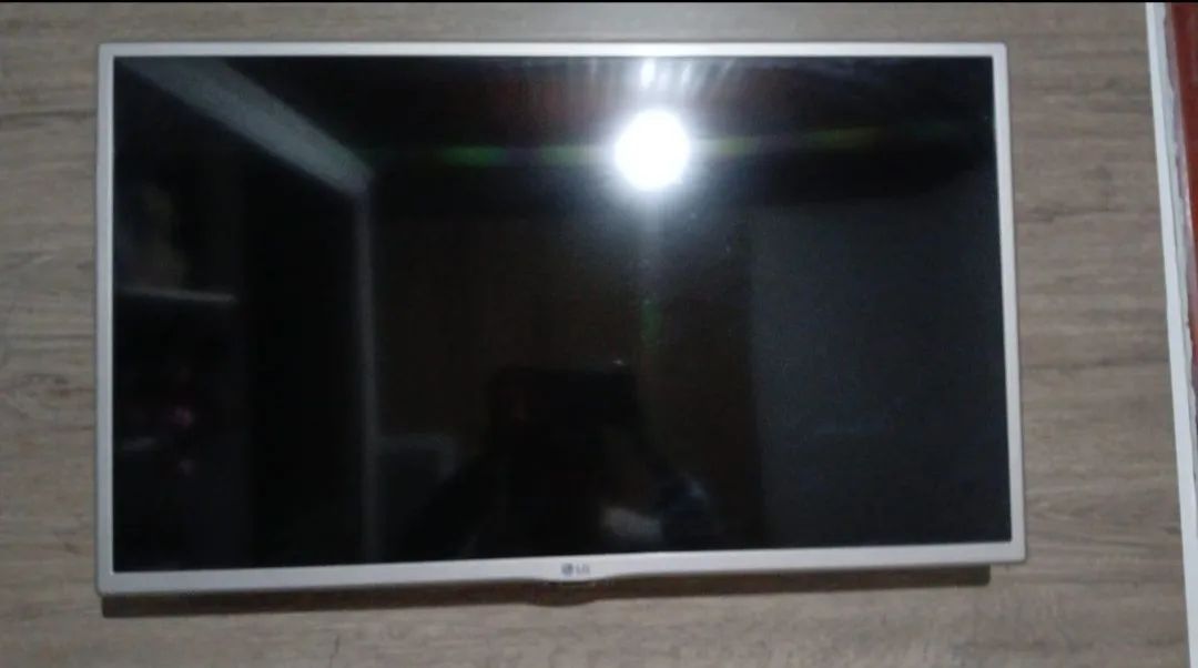 Vendo televisão Lg 32 polegadas - Foto 2