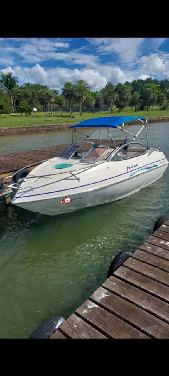 Lancha Focker 215