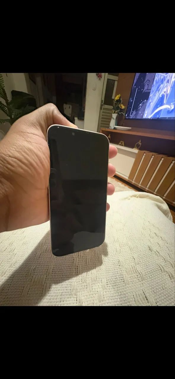 Celular IPhone 13 - 128 gb Rosa - Foto 3