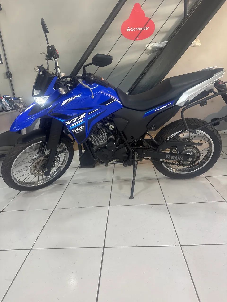 Lander 250 2024/24