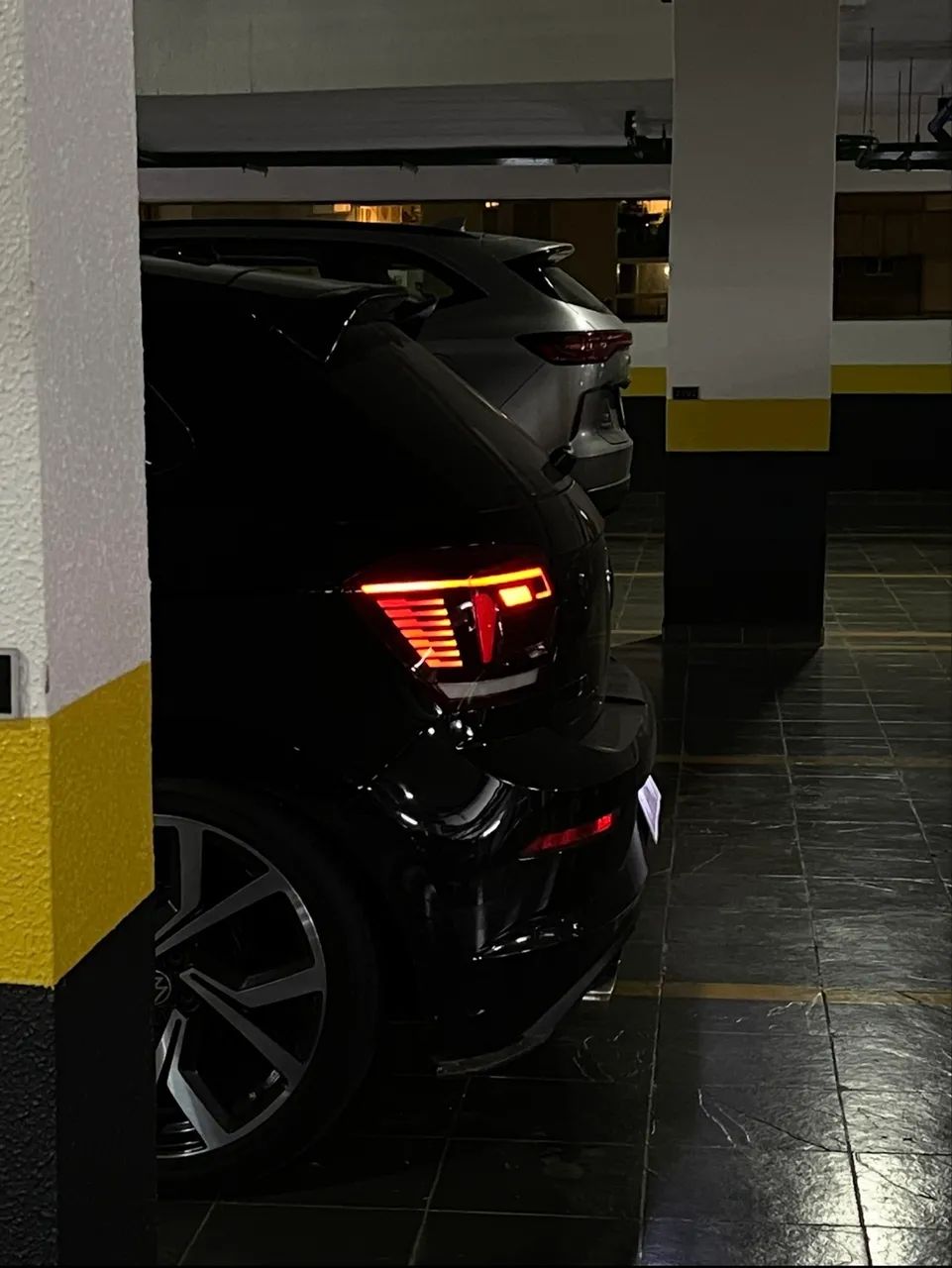 Lanternas de led Polo Gts sem detalhes 