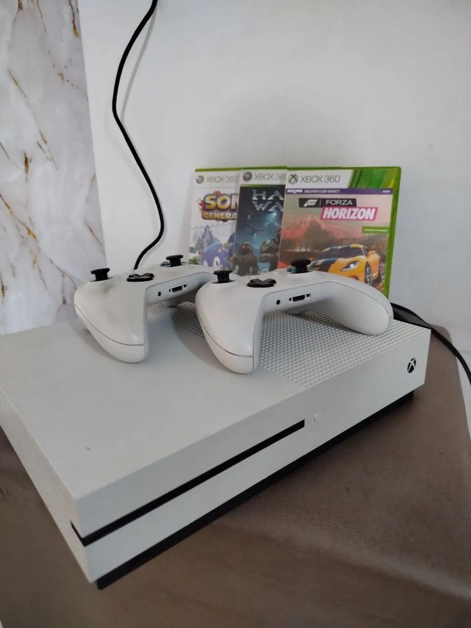 Xbox one S + 2 controles  - Foto 2