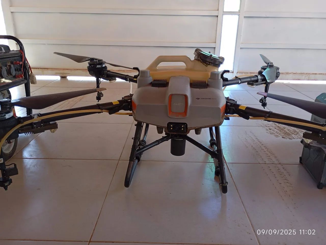 drone agrícola DJI agras T10 - Foto 3