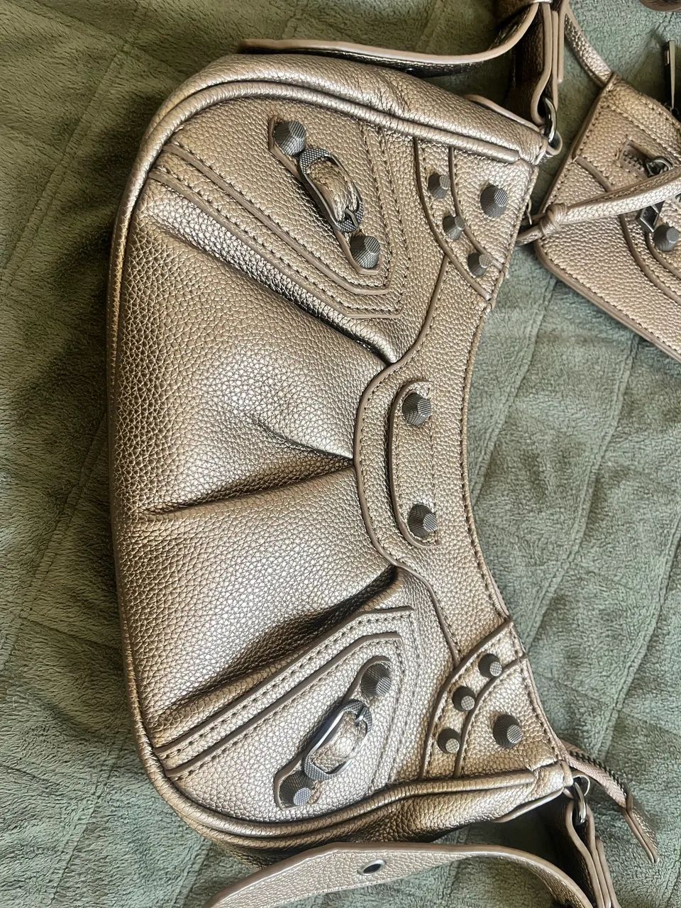 Bolsa dupe Balenciaga - Foto 4
