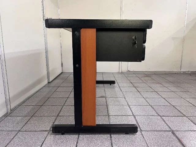 Mesa de Escritório - Foto 5