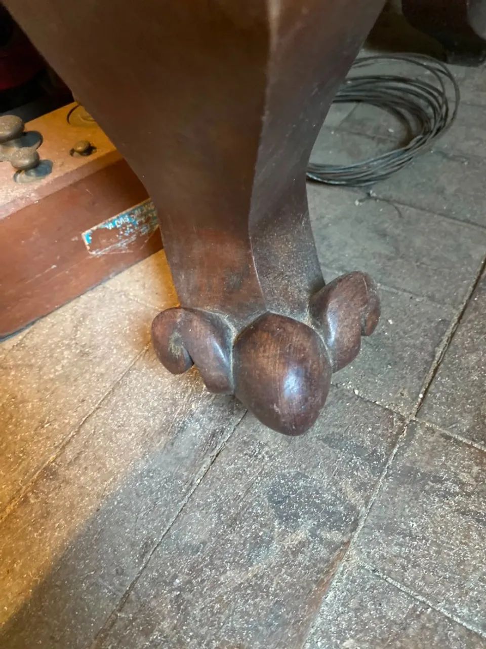  Cristaleira com pé de garra e bola - Foto 3