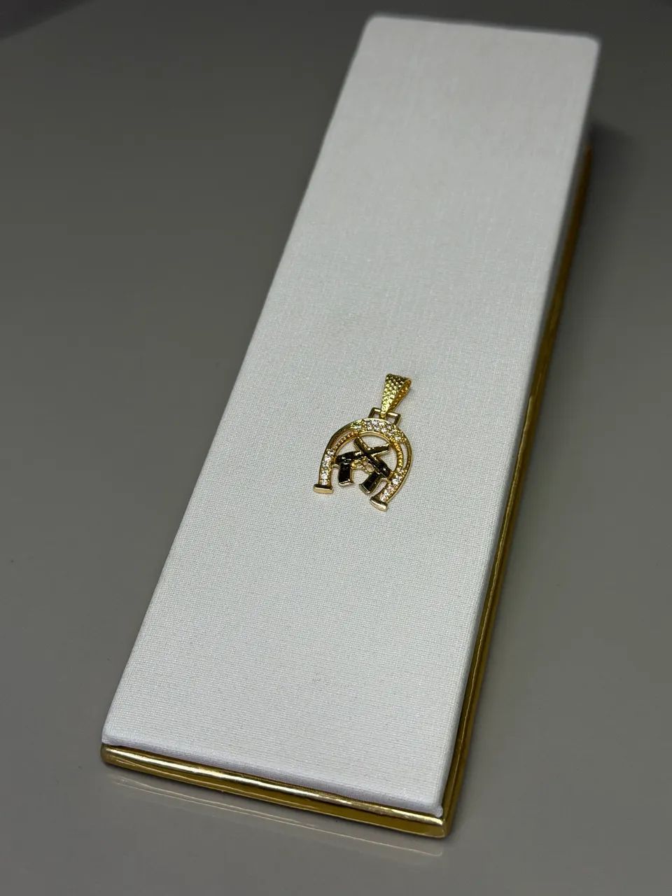 Pingente de Ouro 18K - Novo - 1.72g