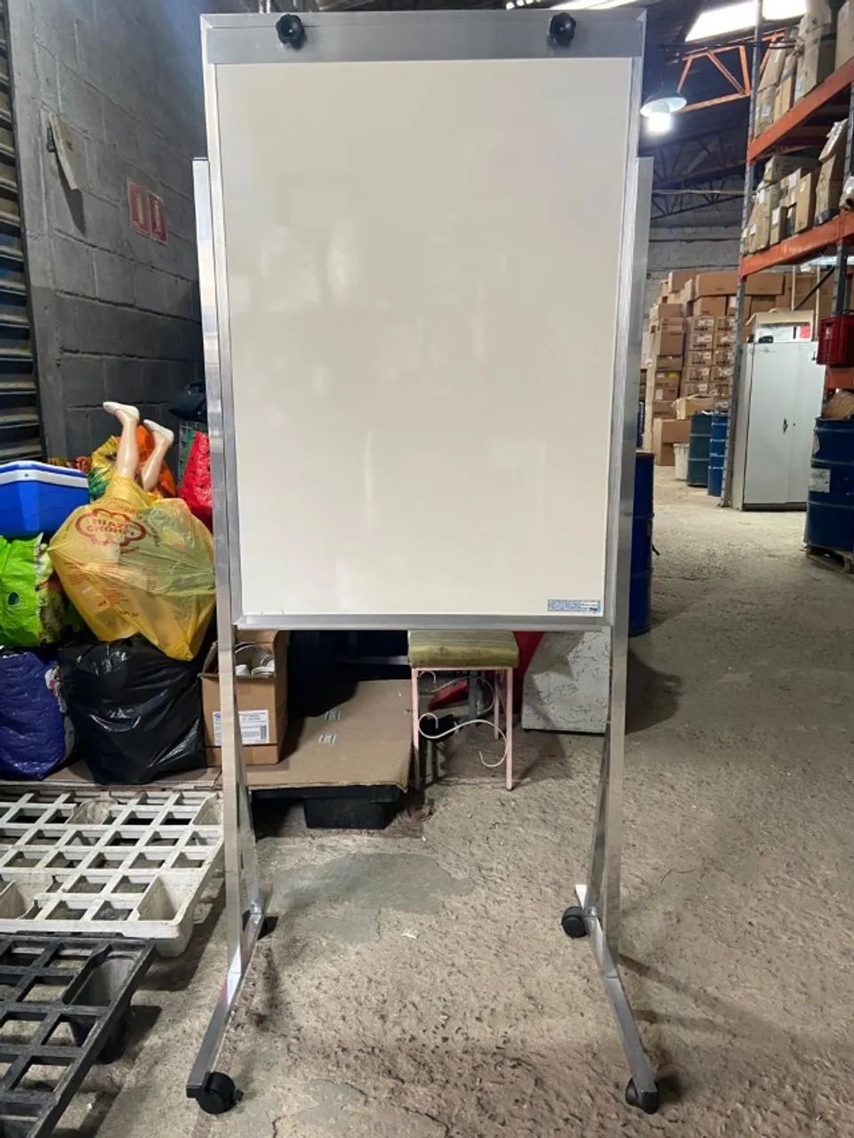 Quadro Branco Flip-Chart Board Net 100x70cm Com Rodas