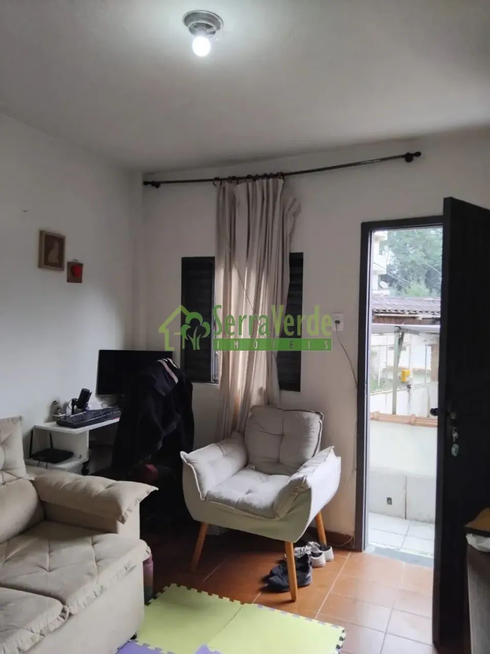CASTELÂNEA (CASA BEIRA DE RUA PRÓXIMA A PRAÇA PASTEUR) - Foto 2