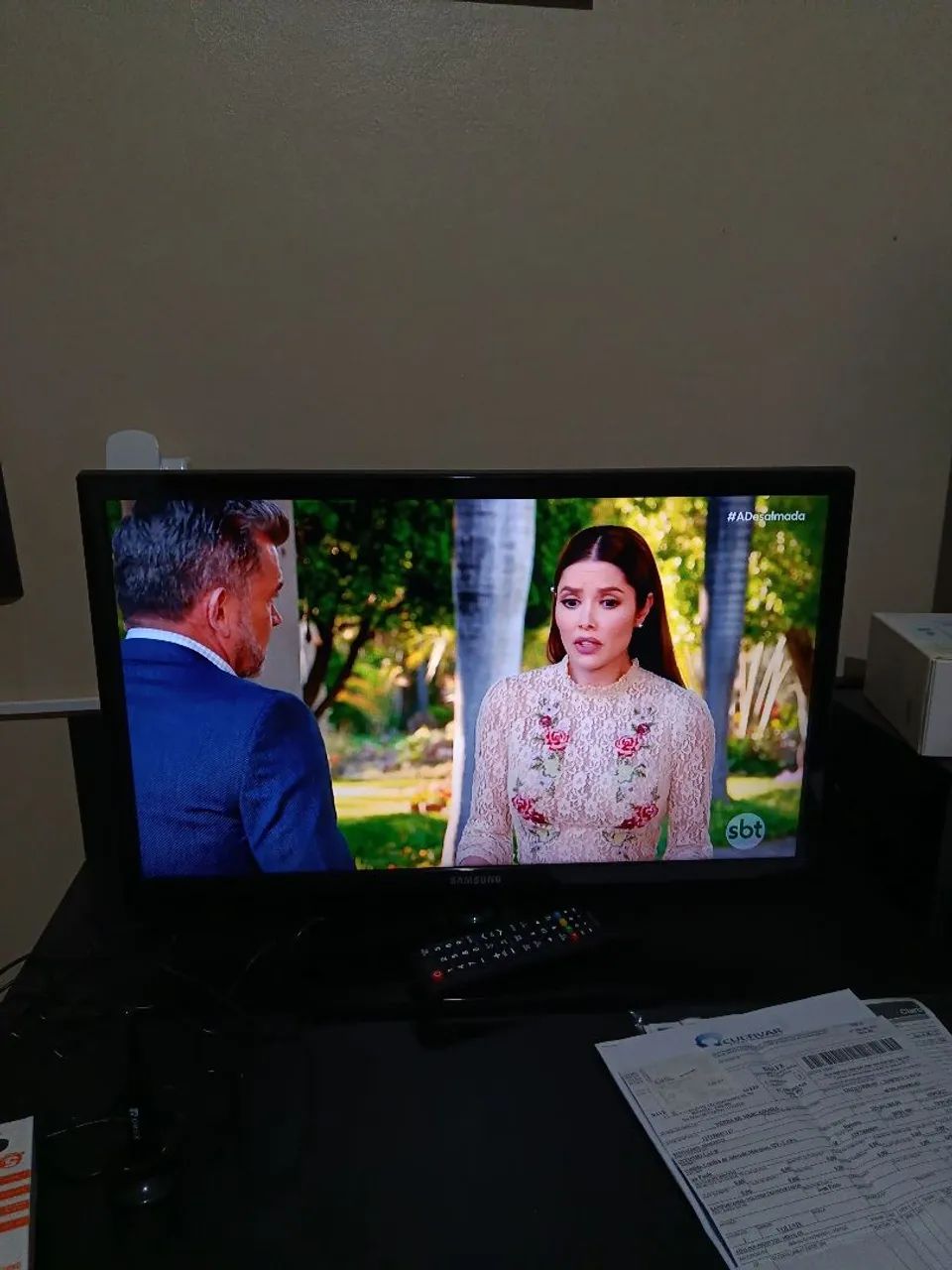 Vendo TV Samsung 22 polegadas 