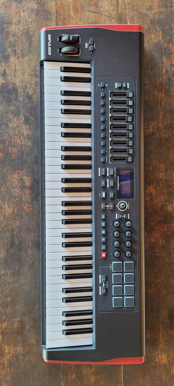 Teclado Controlador Novation Impulse Midi Usb Case Estofado