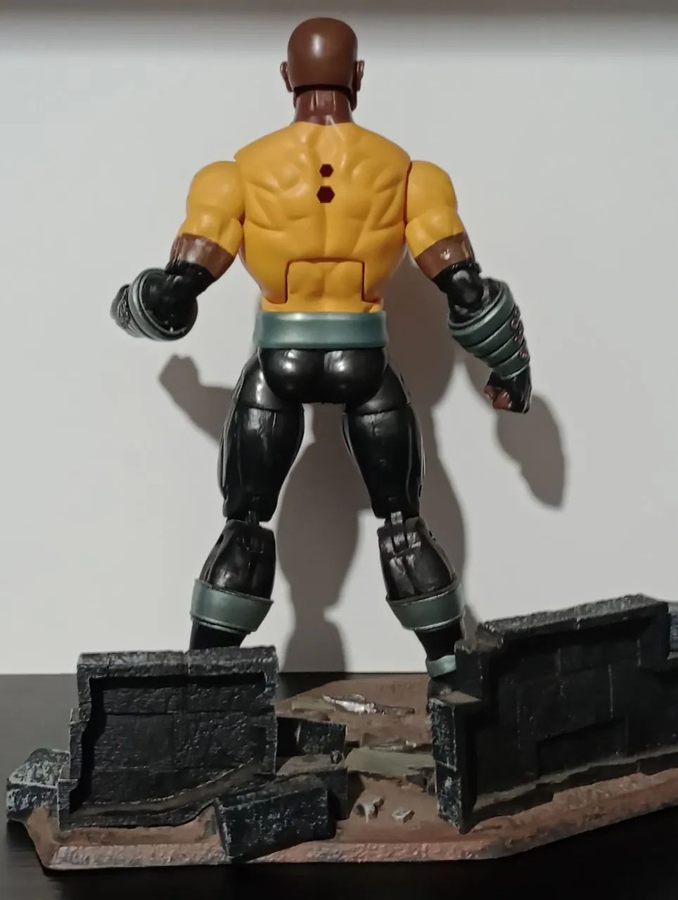 Marvel Legends Luke Cage Box Thunderbolts Hasbro - Foto 2
